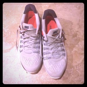 Nike Lunarlon men’s running shoes. Size 11